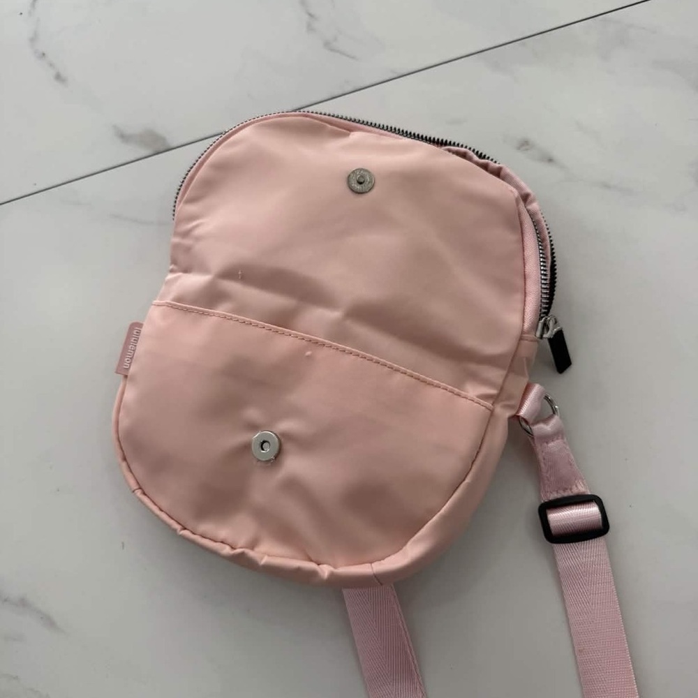 Lululemon Festival Bag - Picture 3 of 4